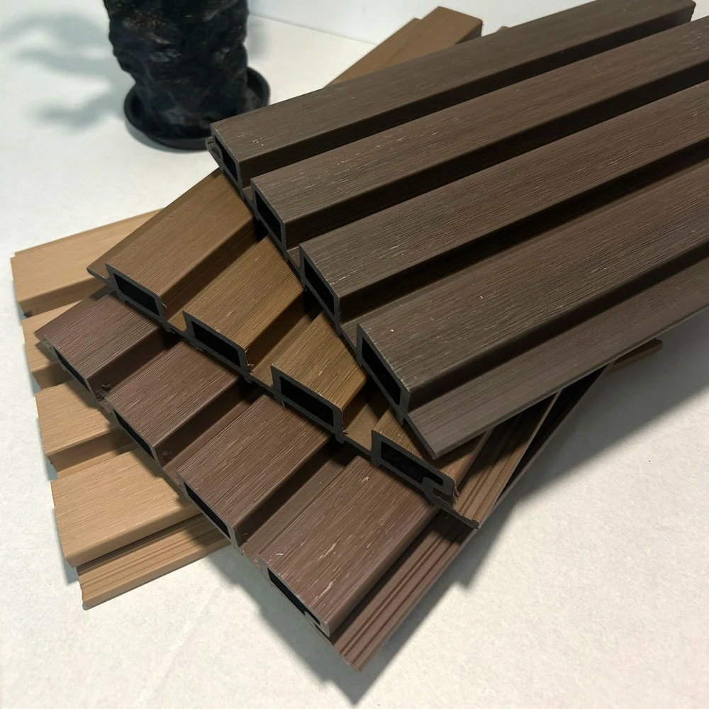 Waterproof Co Extrusion exterior Wood Composite Fluted WPC Cladding Boards Facade House decor Outdoor WPC Wall Panel Siding