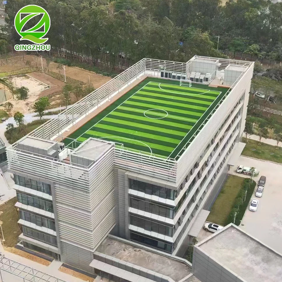 QINGZHOU synthetic mini football turf grass carpet non infill soccer field football carpet artificial grass for rooftop