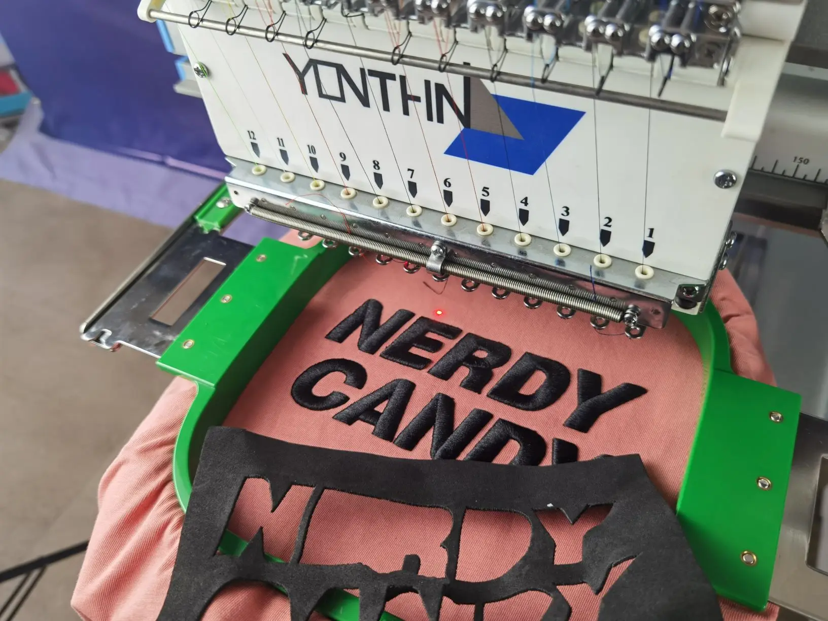 Yonthin 12/15 needles single head computer embroidery machines prices used for hat clothes t-shirt_14