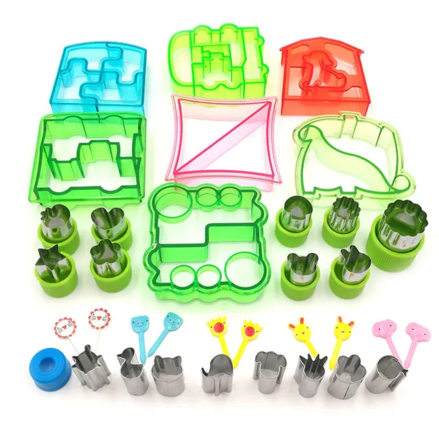 Holiday Cookie Cutters Sandwich Cutters for kids Animal Cartoon cutter cake decorating set