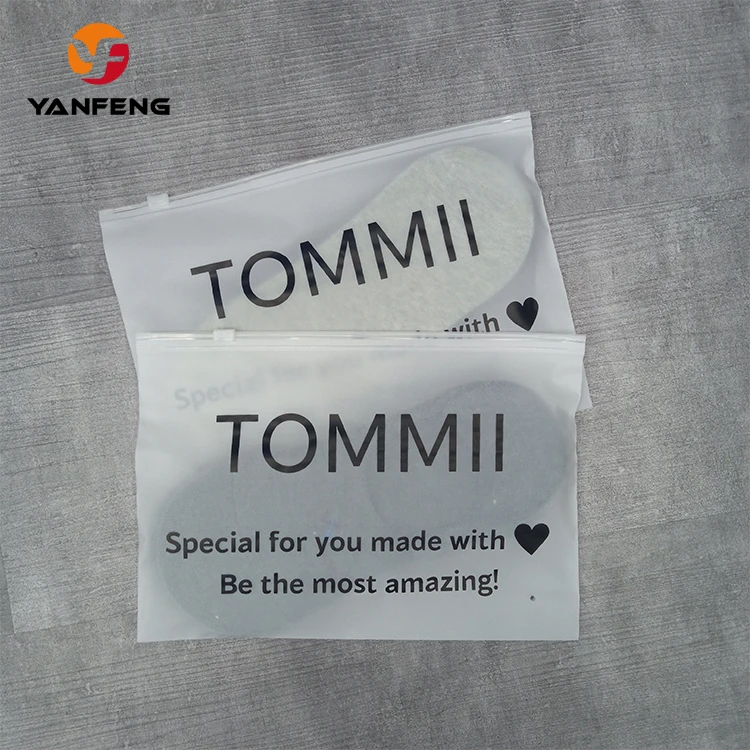 Custom logo print matte / matte zipper plastic bag transparent garment T-shirt poly Zip Bag with its own logo