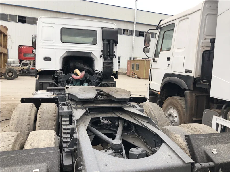 SINOTRUK HOWO 6x4 CNG/LNG Used Tractor head/ Tractor truck prime mover truck for Uzbekistan