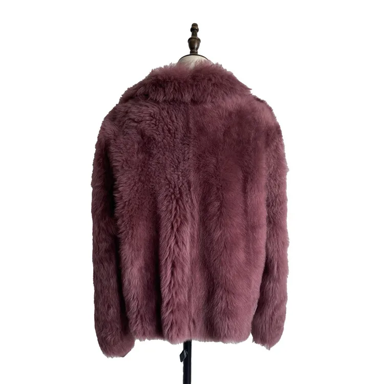 Wholesale custom trendy professional made 2021 quality ladies winter tuscana fur short coats