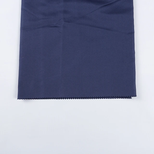 100% polyester peach skin fabric twill  125gsm  for garment Hot sale in recent years