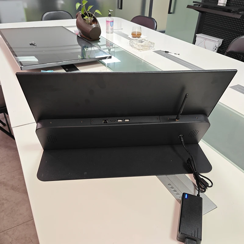 23.5 Inch L Shape Table Fast Food Cafe Restaurant Menu Board Lcd Display Pictures Videos Advertising Digital Signage Display