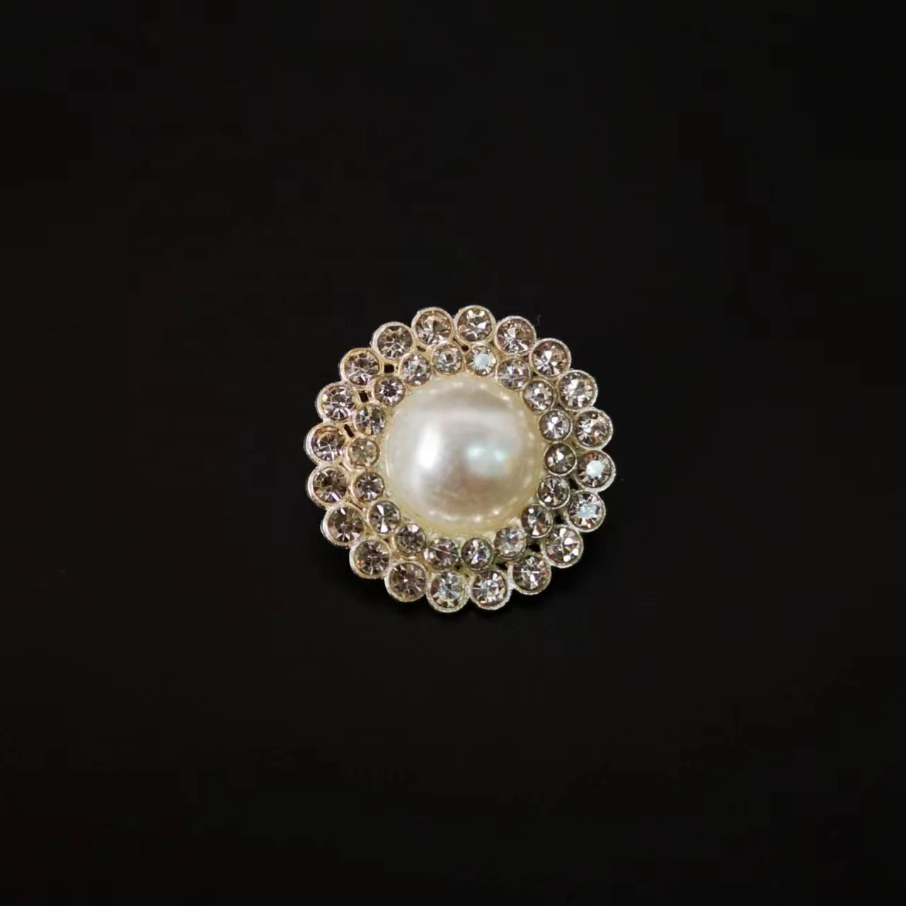 2023 new arrival rhinestone buttons rhinestone floret button pearl rhinestone buttons embellishments