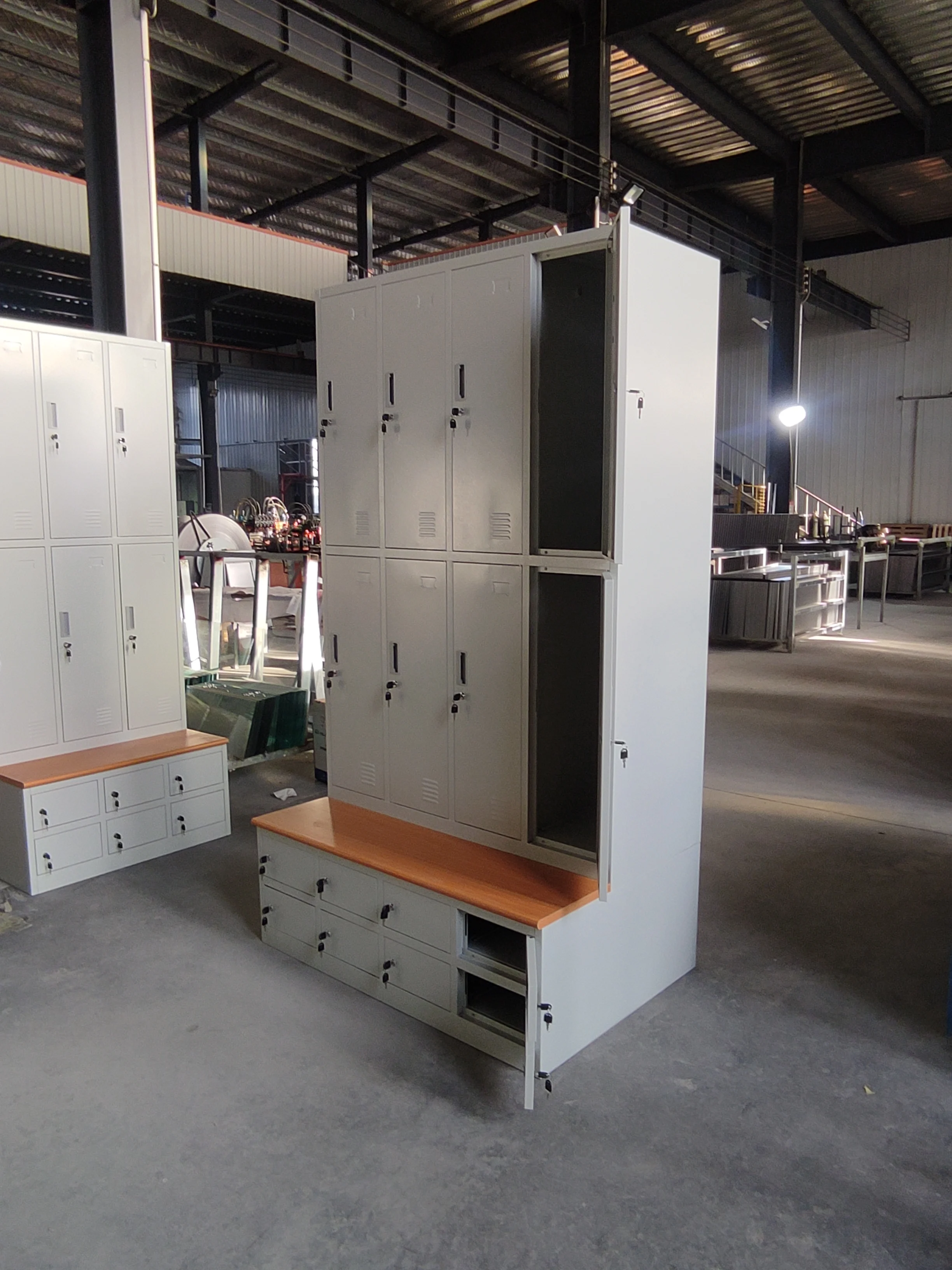 Wholesale Price Steel locker with bench Customized Strong Gym Locker Wardrobe Metal for Clothes Shoe Storage