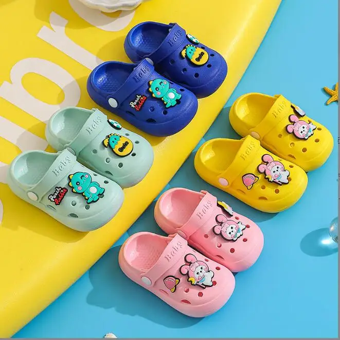 New design soft safe children sandal clogs anti-skid cute kids beach sandals Baby Cartoon Dinosaur duck whale clogs