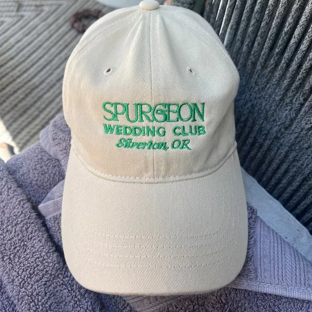 Custom hat corduroy handmade baseball cap men and women winter corduroy warm hat high quality soft top duck tongue cap gifts