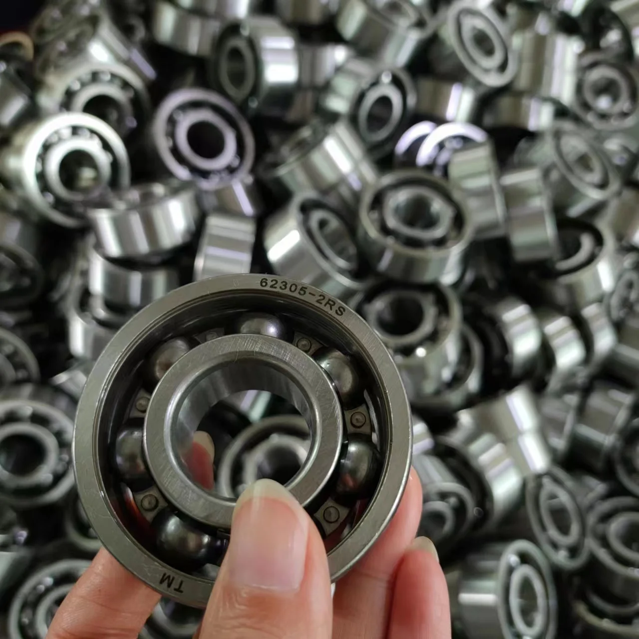 15X35X11mm Deep groove ball bearing 6202z 6202zz ceiling fan bearing 6202 6202rs 6202-2rs 6203 6204 6205 6206 6207 6208