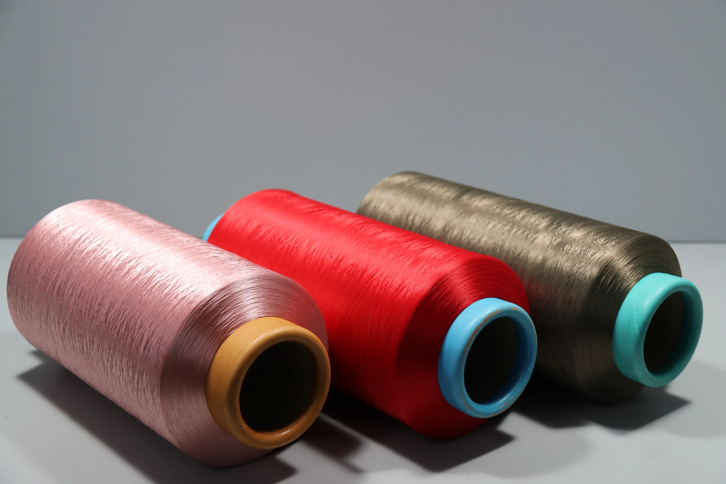 Micro 100% Polyester Yarn Polyester Colorful DTY 100% Polyester Yarn