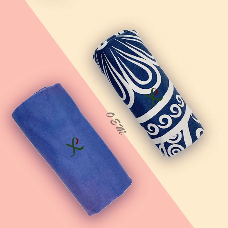 Custom sports square towel microfiber sports beach towel double-sided velvet absorbent quick-drying towel