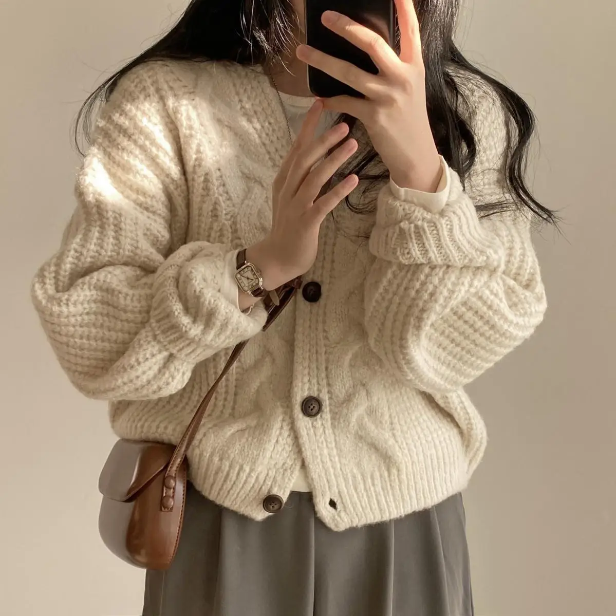 Factory sell spring autumn fashion knitted sweater V-neck long sleeve twist cardigan cable striped knitted cardigan for women