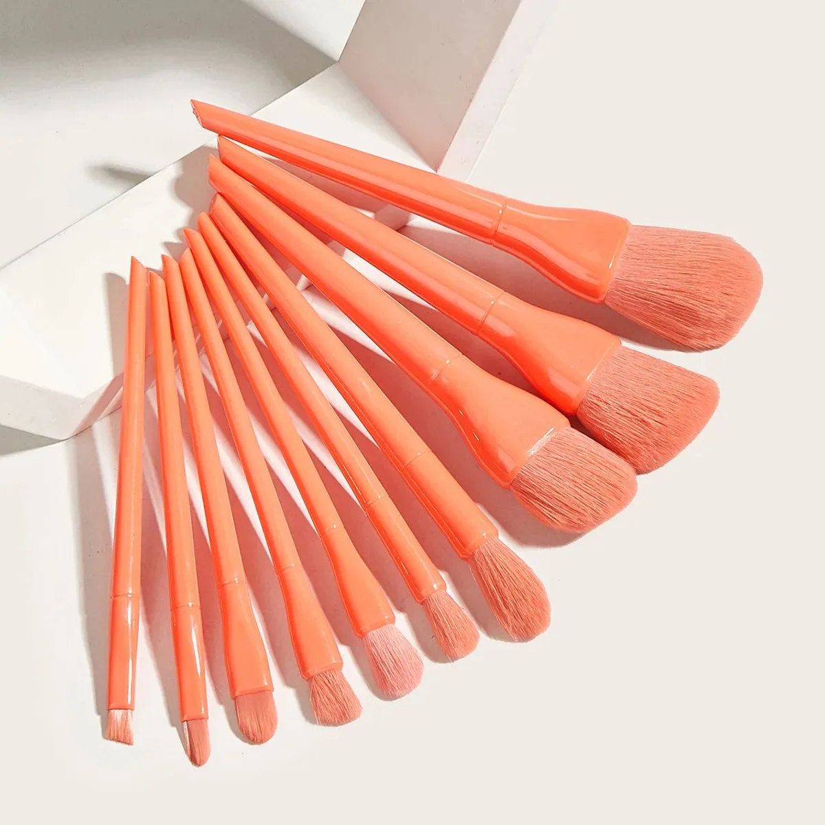 YRX Cheap Wholesale Private Label Makeup Brush set Customize Beauty Brush Set 10pcs Candy Color For Beginner