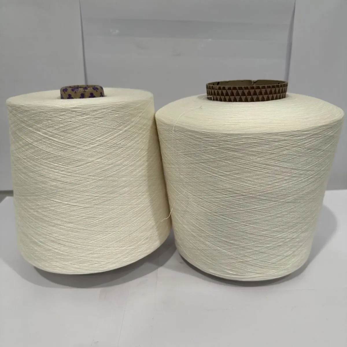 New Model Customized Punch Needle Flame Retardant Yarn Flame Retardant Acrylic And Cotton Blended Yarn
