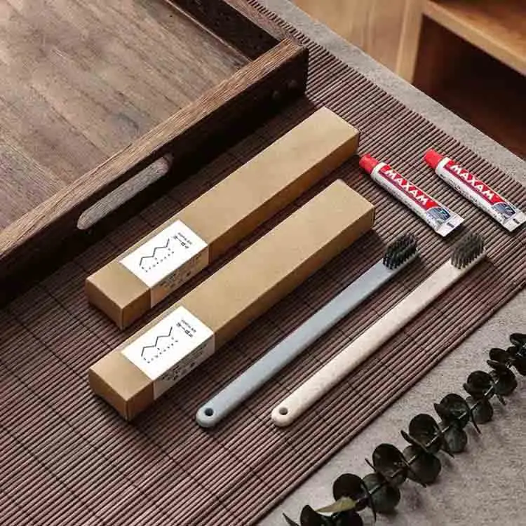 Wholesale hotel bath amenities luxury hotel amenity kit travel set shampoo and conditioner set 20g soap for bathroom