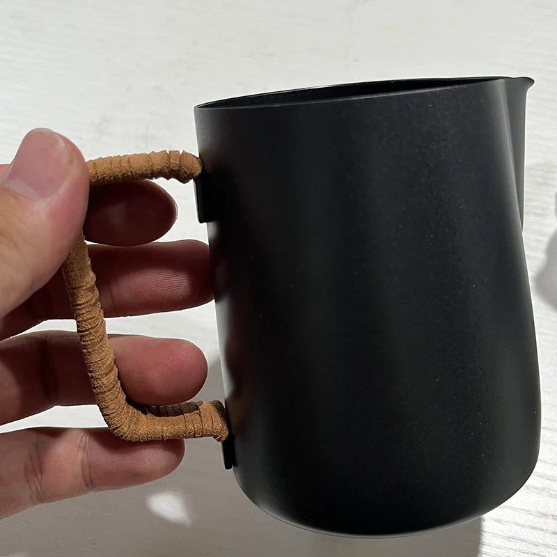 Free sample stainless steel Espresso Jug Frothing Milk Latte Art Frothing Pitcher 350Ml 600Ml