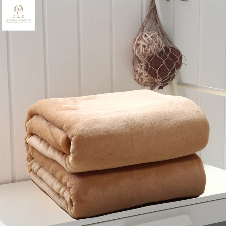 
Hot Sell Fashion Knitting 100 Polyester coral fleece blanket 