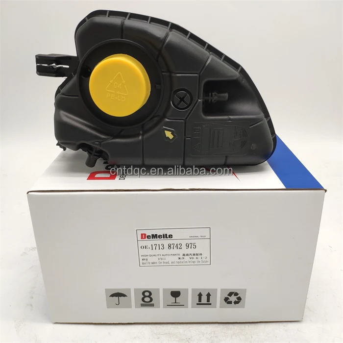 High quality Petrol Expansion Tank 17138742975 Automobiles Intercooler Coolant Expansion Tank for G30 G31