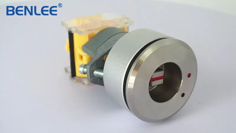 BENLEE 22mm white two-position four-corner selflocking button is embedded in the operation of the front ring elevator key switch