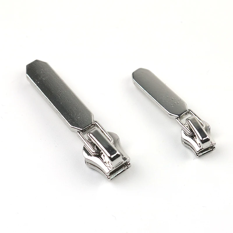 Factory Direct Black Silver Gold Metal Zipper Tag Custom Engraved Logo Brand Zipper Pull