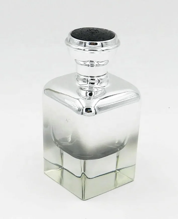 Wholesale silver captivating bespoken glass perfume bottle in Yiwu