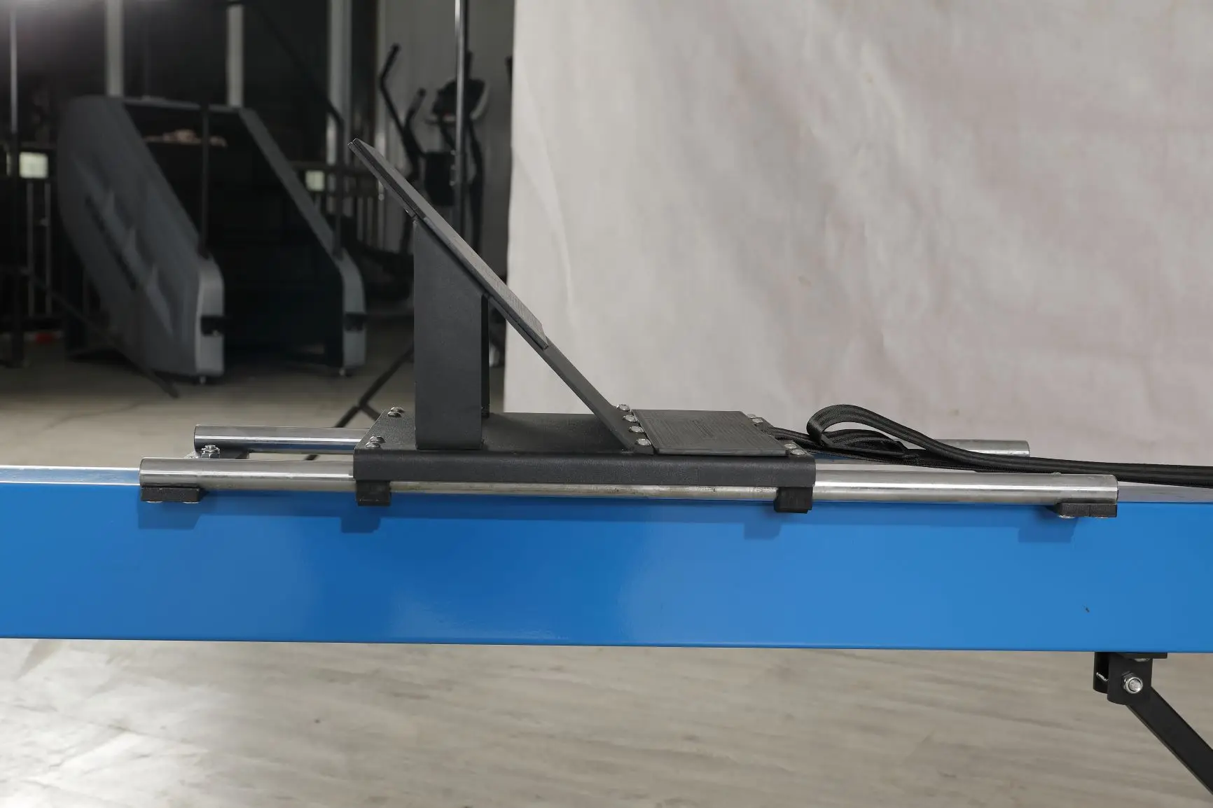 Dragon boat ergometer Commercial gym Fitness equipment dragon boat Rowing Machine