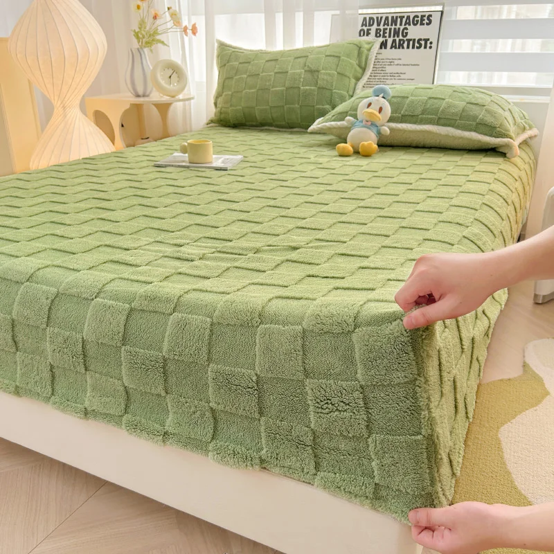 Thickened winter warm 3D flannel bed sheet mattress protective cover velvet fitted bedsheet