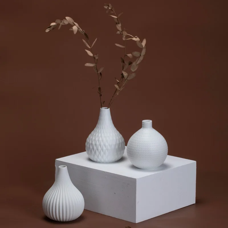 Customized Modern Ceramic Flower Vase Porcelain Vases Ceramic Home Decor Colorful Ornaments For Living Room