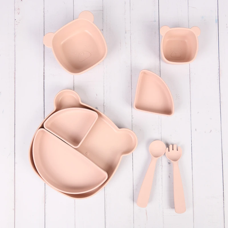 Kids Dining Toddlers  Feeding Suction Baby Diner Plate Rabbit BPA Free Divided Silicone Baby Plate