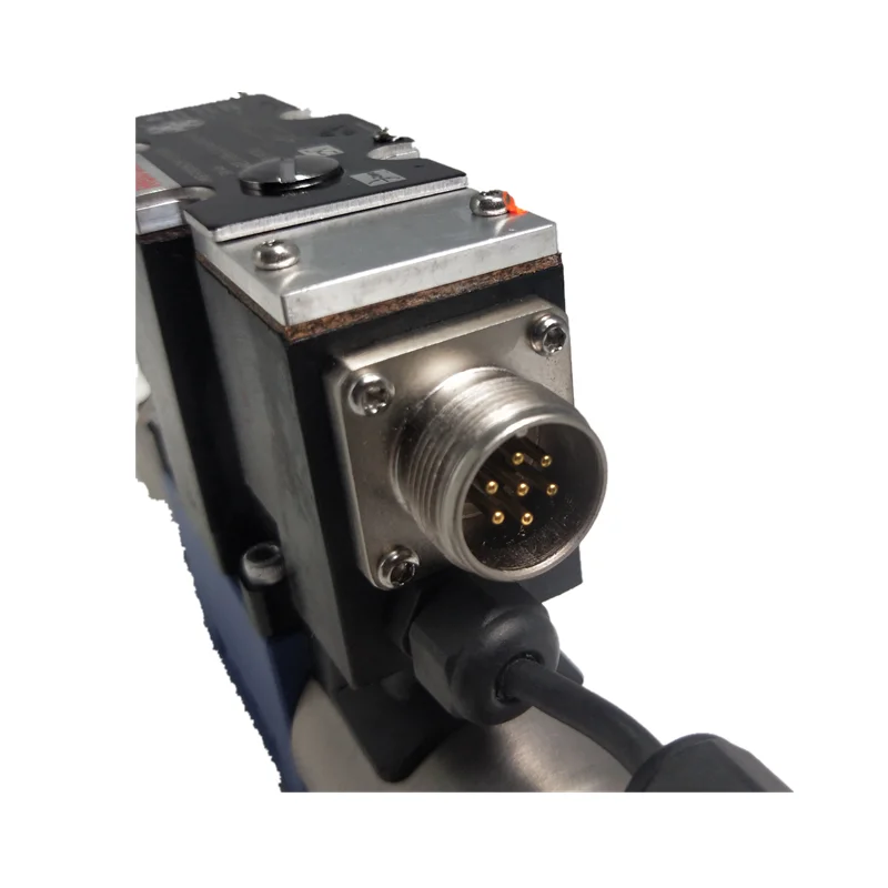 Solenoid proportional valve R900971420 4WREE10EA50-2X/G24K31/F1V Hydraulic servo valve 4WREE10 4WREE 4WREE6 series