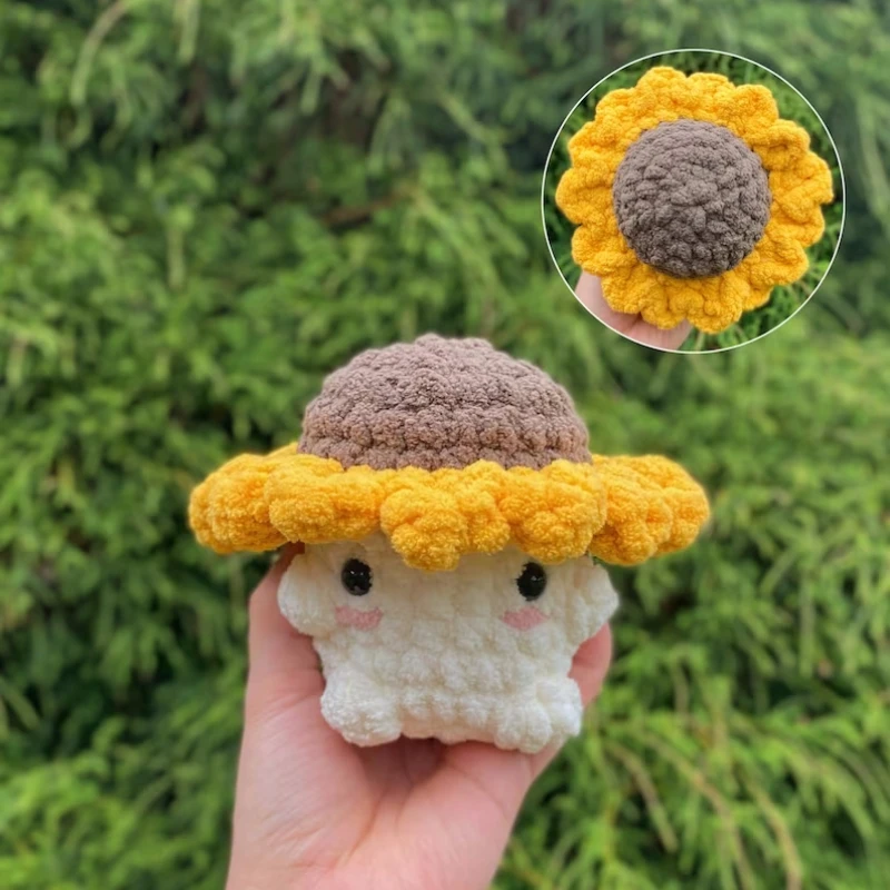 Handmade Kids Plush Toys Crochet Strawberry Mushroom Toy Crochet Chunky Chenille Yarn Mushroom With Strawberry Hat