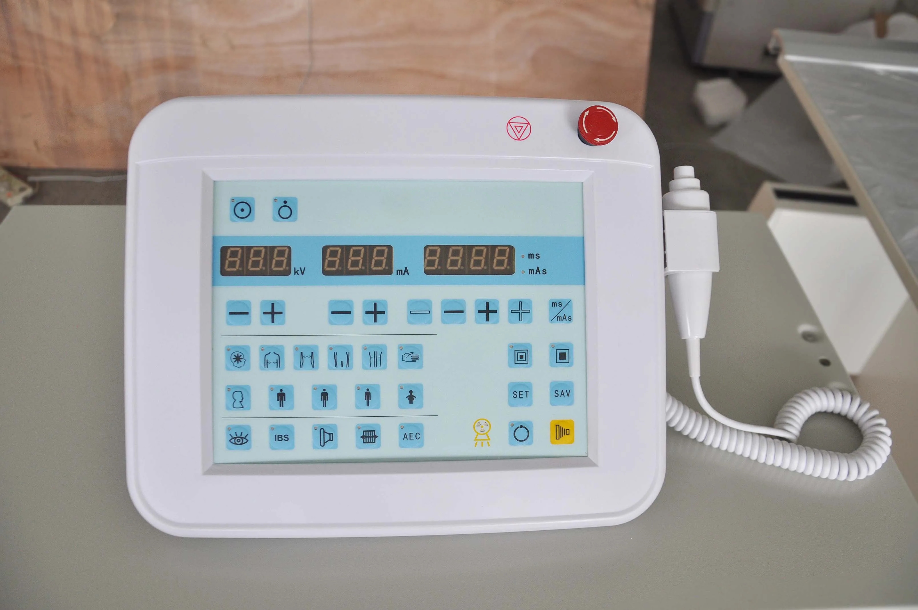 High frequency LTX16 500mA X-ray machine for medical diagnosis used