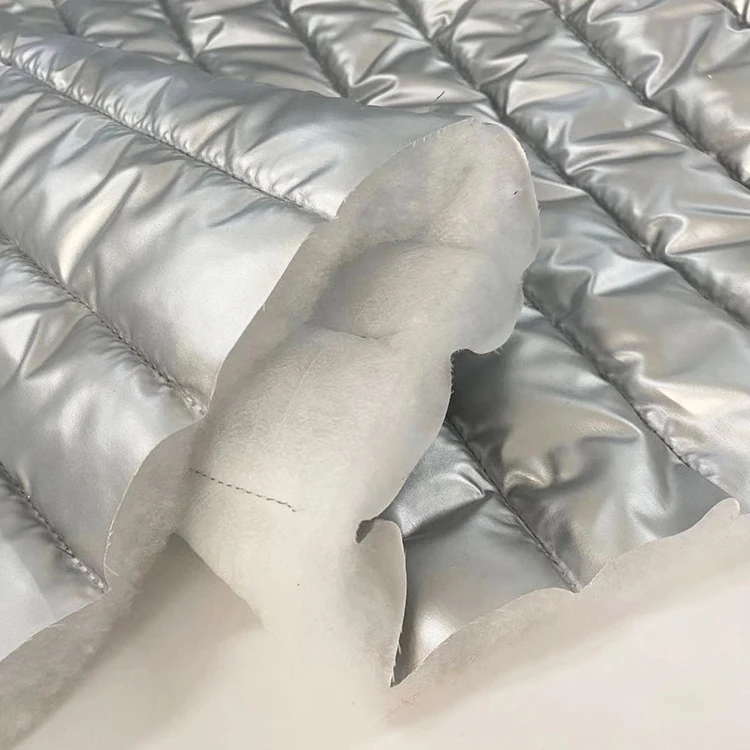 Polyester pongee fabric waterproof quilted warmth keeping fabric padding quilted fabric