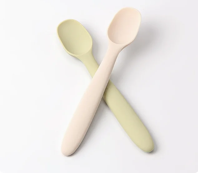 OEM/ODM Silicone Baby Spoon Infant Soft Spoons for Kids Toddlers Children Training Spoons Great Gift Set for Baby Weaning