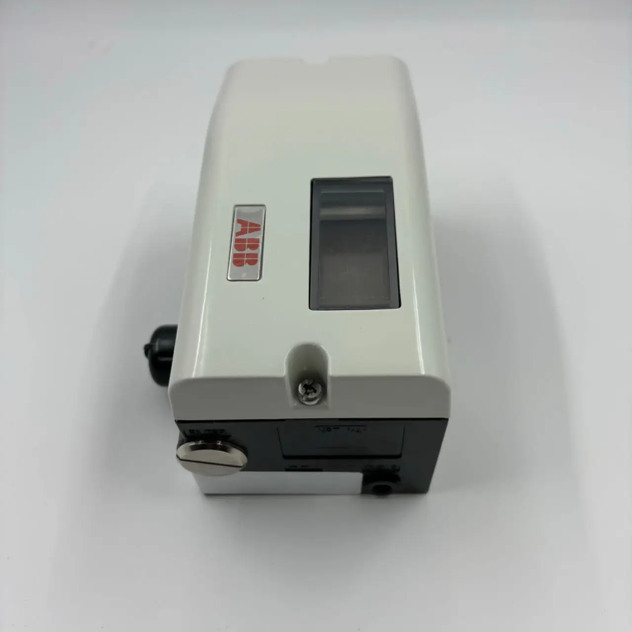 V18345-2020521001 Control Valve Positioner Optimized Performance Gas Media Pneumatic Power General Application Angle Structure
