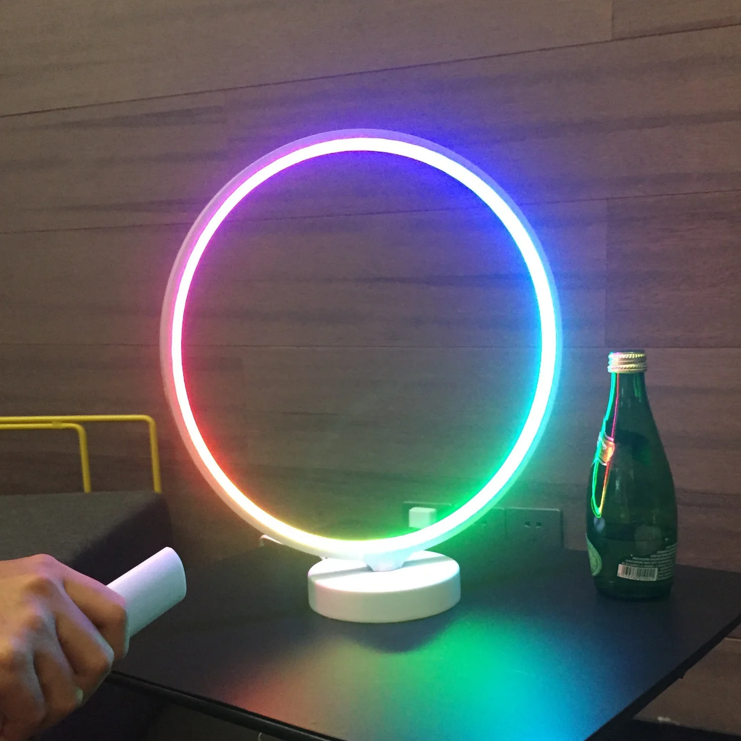 
2021 Hot sale circle bedside table lamp Aura mood lamp light for home party 