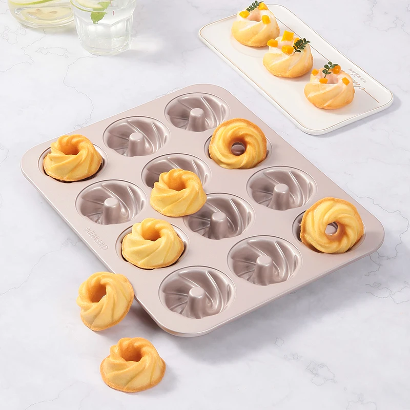 CHEFMADE WK9928 12Cup Cavity Carbon Steel Cyclone Cake Mold Pans For Baking Non-Stick
