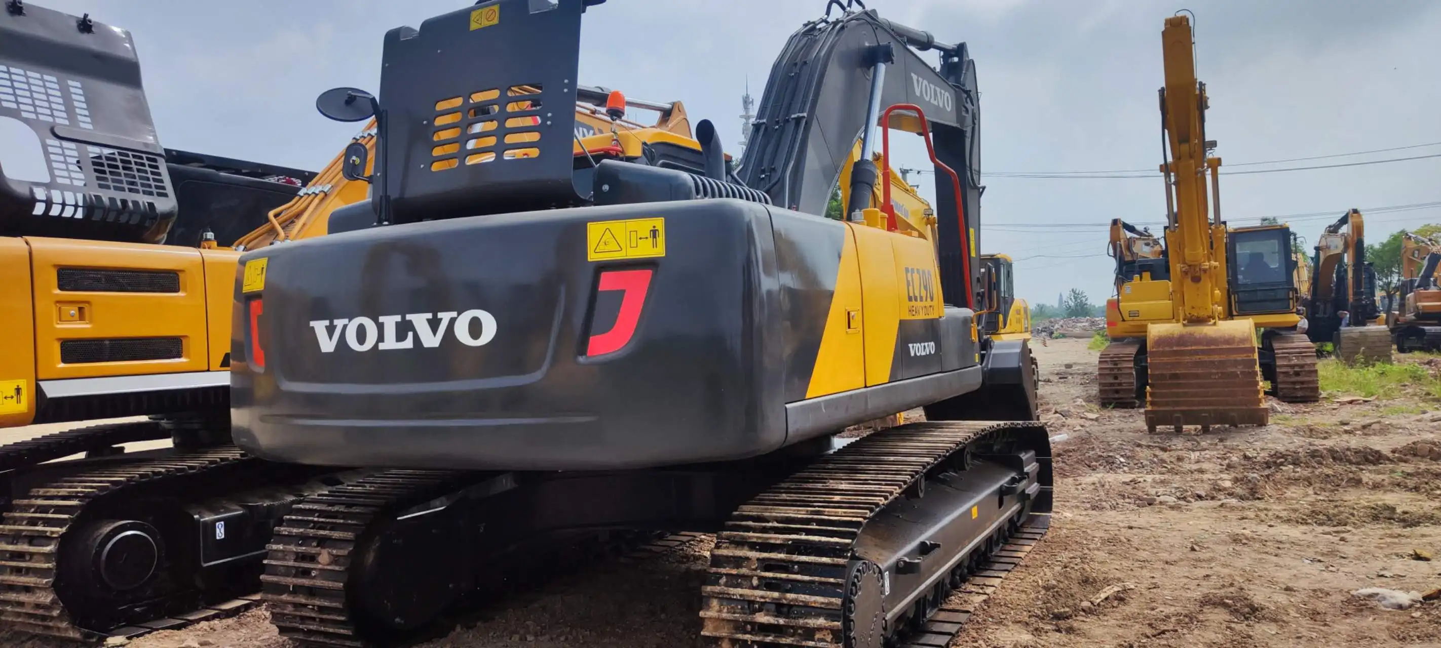 Volvo Ec290 290 Easy To Drive The Vehicle Is User-friendly To Operate At A Low Price Excellent Performance