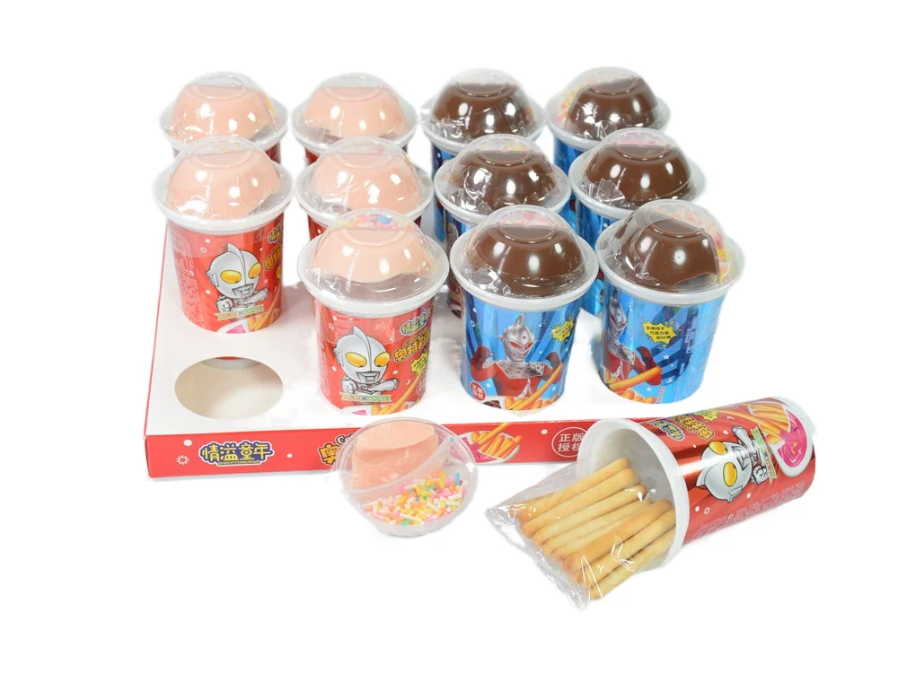 Chinese Snacks Food Children Chocolate Candy Wafers Strawberry Cream Mini Sticks Biscuits Chocolate Finger Biscuits Snack Cup