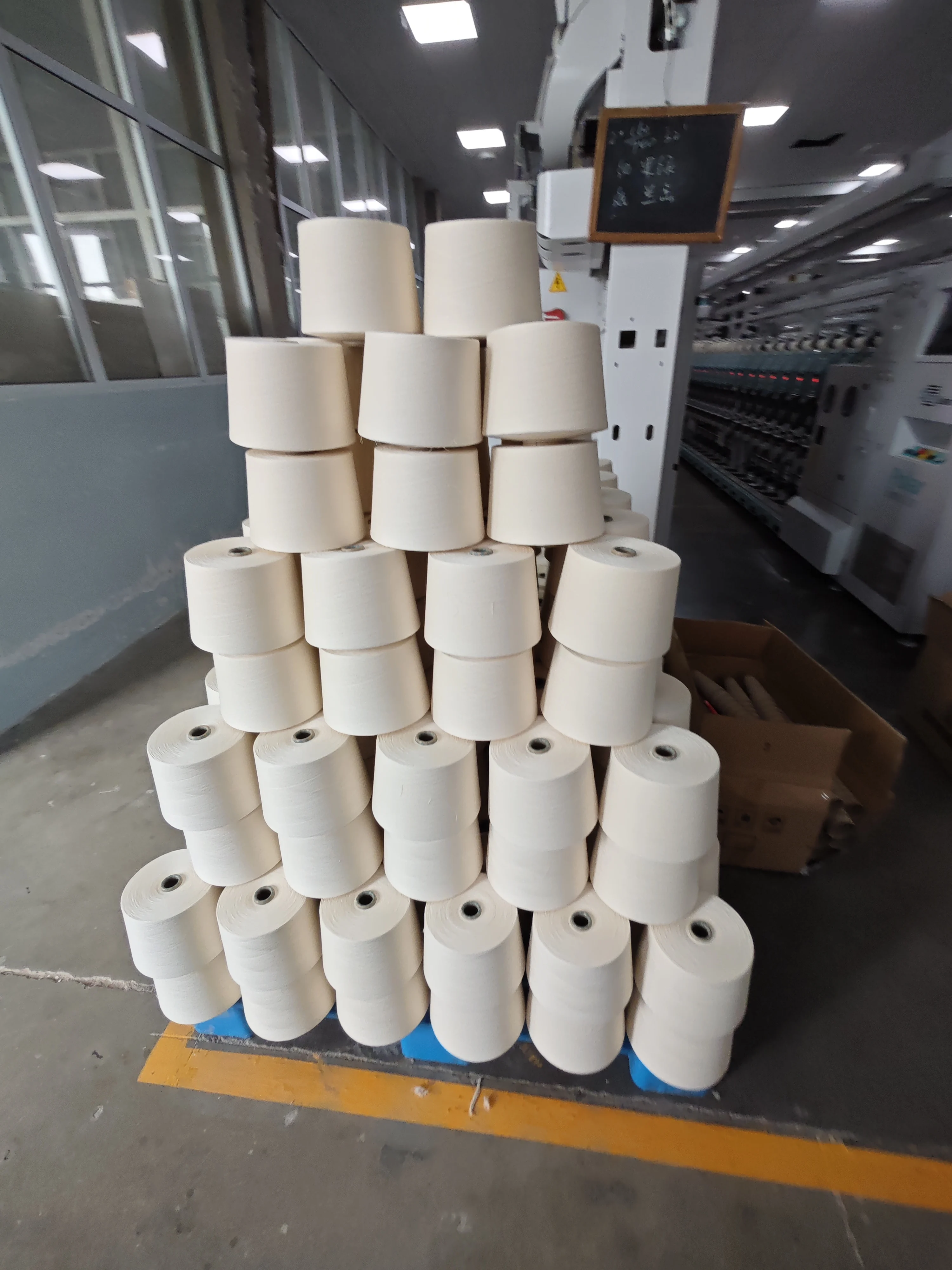 100% CF Cotton yarn 100s CCW for weaving CF