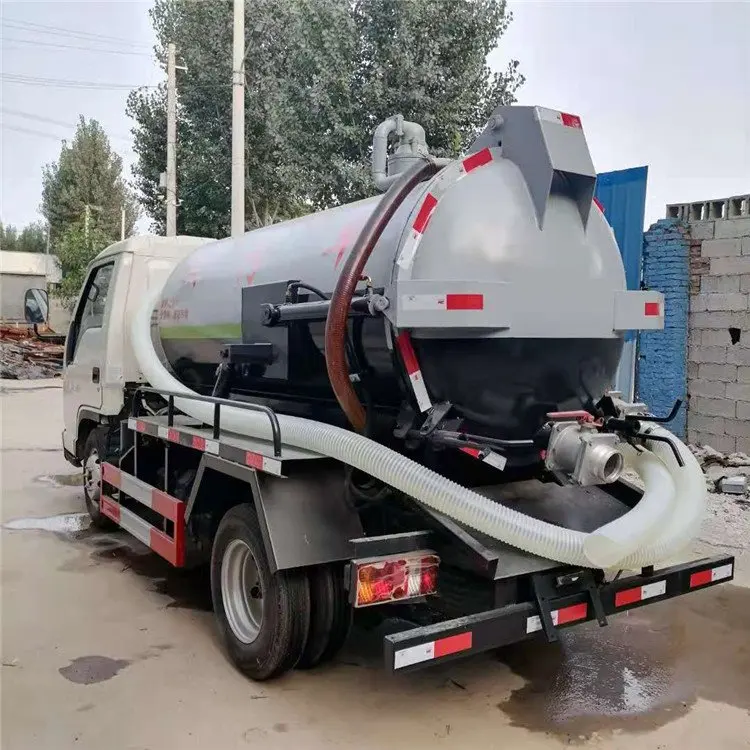 5T waste water suction truck Jiangnan sewage suction tanker truck manufacturer discount sales
