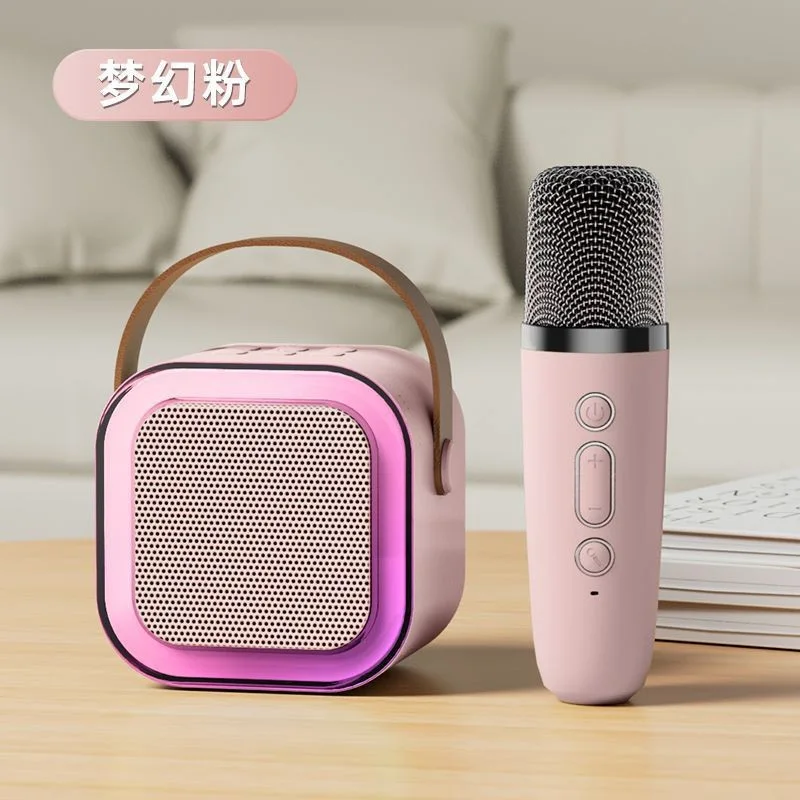 KTV вечеринка с использованием Bluetooth-плеера для друзей семьи подарки счастливое время атмосфера микрофон громче динамик