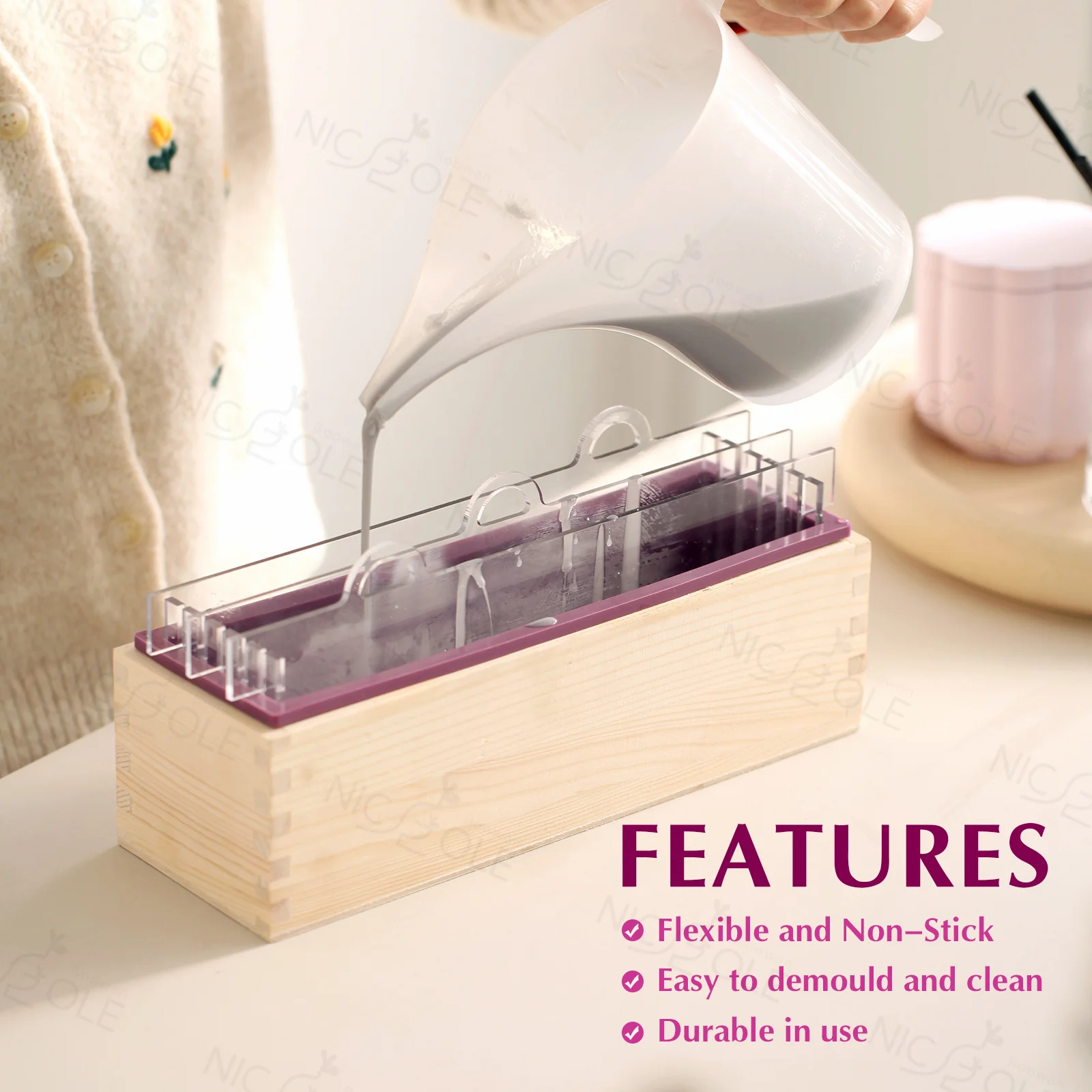 New Nicole Handmade Luxury DIY Soap Making Kit with Baffle Silicone Molds Soap Base Essential Oils Soap Making Tools