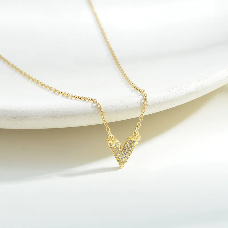 Plated Women Jewelry Diamond Letter V Pendant Necklace Gold XL61121 Trendy Necklaces Brass Trade Assurance Zircon 1pc/opp Bag