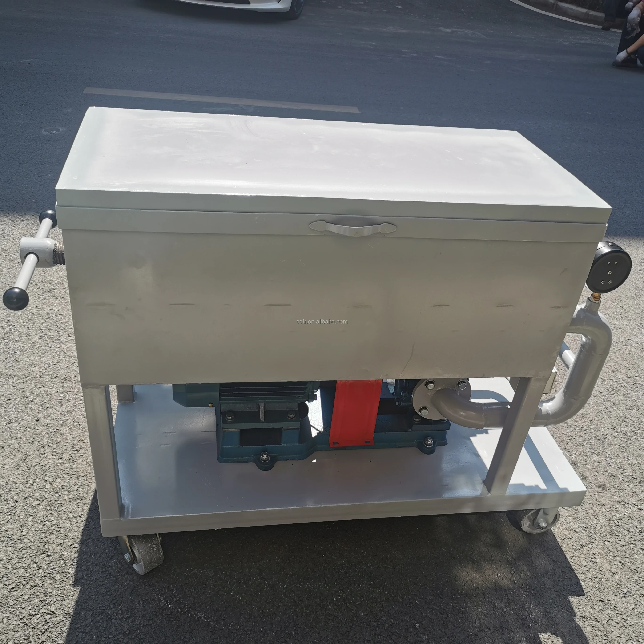 Plate frame pressure oil purifier with filter paper hydraulic oil impurity removal machine