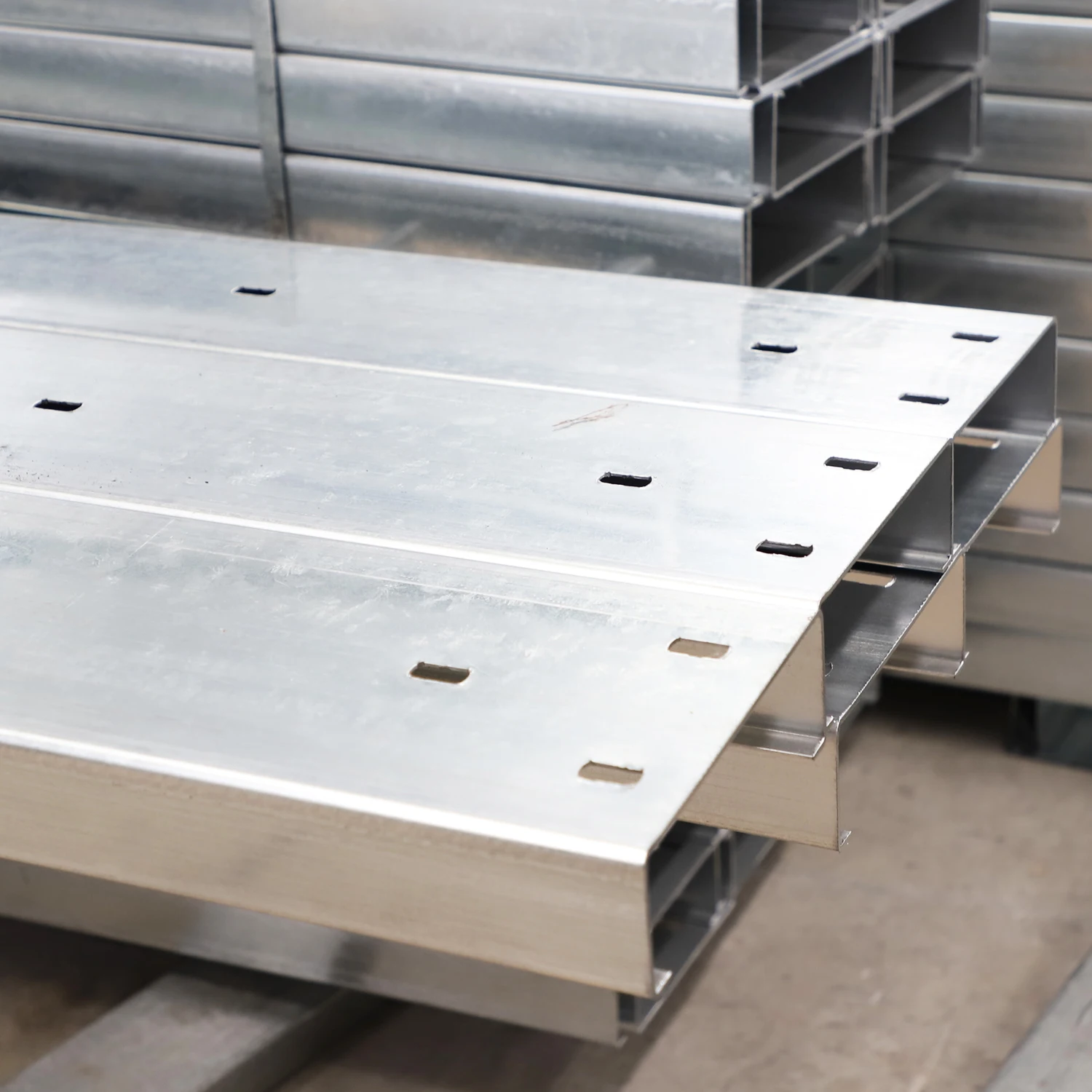 factory price Hot Dip Galvanized Stainless Steel C Type Profile C channel steel purlin for Mine