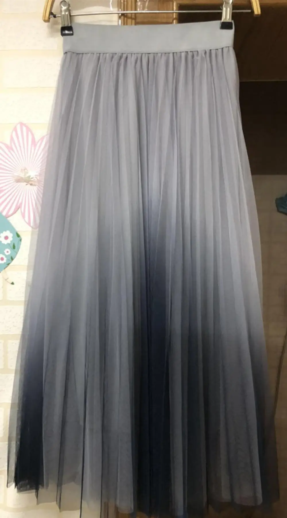 Factory OEM ODM Long Tulle Skirt Women Summer New Gradient Korean Elegant High Waist A-Line Pleated Midi Dress 2022 Midi Skirt