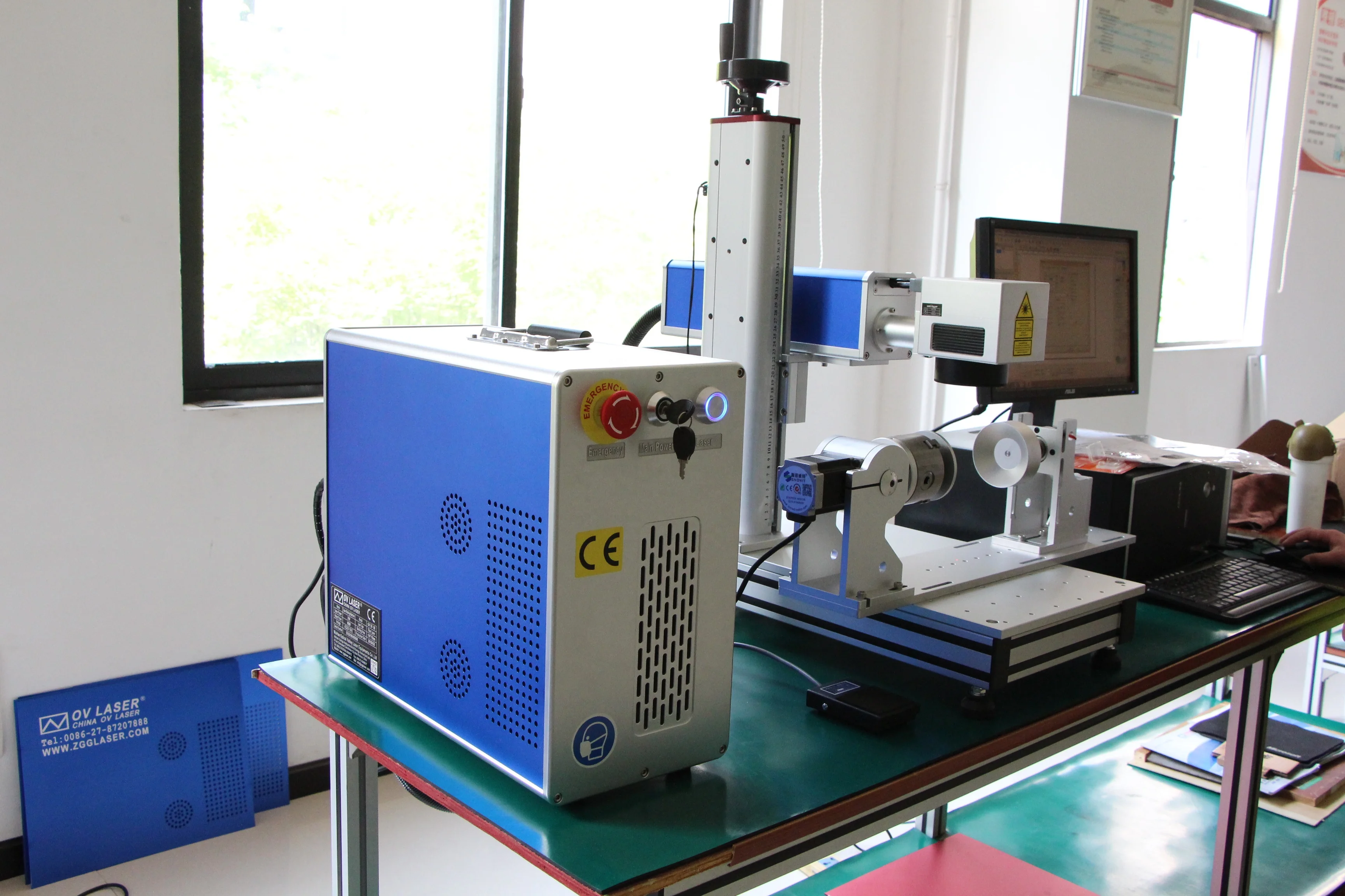 20w 30w 50w Sport aluminum stainless steel cup bottles logo engraving laser machine fiber marking plastic bottle with rotary