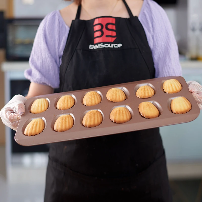 
12-Cup Madeleine Pan with Shell Shape , non-stick mold Pan for Oven Baking, fast heat transfer and rust resistant 